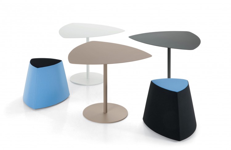 Kensho tables tavolini e kensho pouf design ufficio riunione locali - Riganelli Uffici