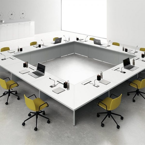 tavolo riunioni quadrato 12 posti per sala conferenze - riganelli