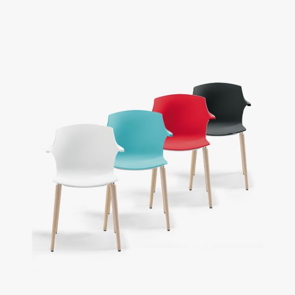 Frill sedie colorate per collettività - Riganelli Arredamenti